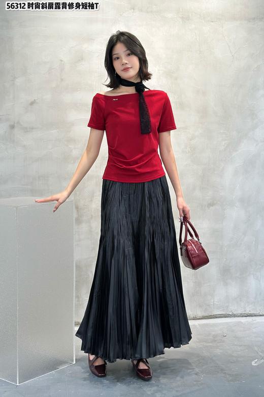 T56312#时尚斜肩露背修身显瘦T 商品图0