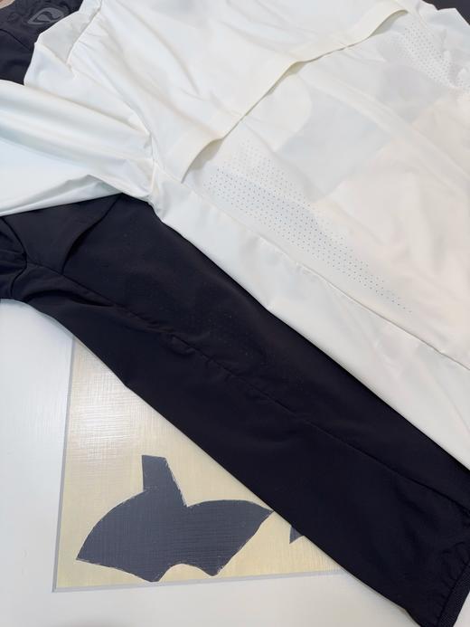 点此购买 lululemon露露春夏季男女训练款连帽防晒外套 ggd 317799 商品图14