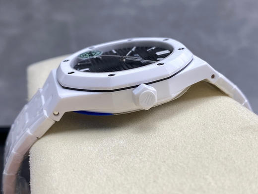 『NOOB official代工出品』APS 爱彼15500全陶瓷款式全新到货，凭借陶瓷材质与cal.4302一体机复杂功能的结合，成为工艺与创新的典范❕❕❕ 商品图3