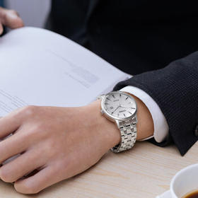 西铁城（CITIZEN）手表男日韩表光动能日显白表盘钢带商务送男友礼物BM7460-88H