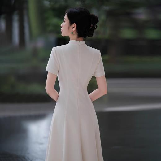 IWY/新中式国风盘扣连衣裙米白色夏季新款复古时尚优雅收腰显瘦A字裙子1024Q103 商品图4