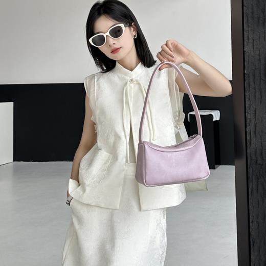 【预售3天】新中式腋下包小众包百搭新款单肩包中国风高级感绸缎包女M66019 商品图0