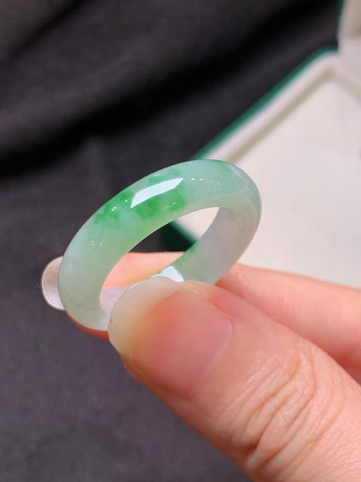 23圈口翡翠指环 商品图1