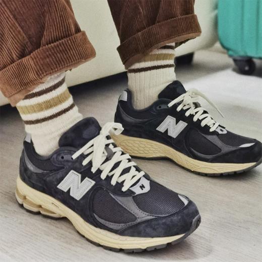 【新百伦】B座5楼New Balance 25年春夏男女同款休闲运动鞋2002R 商品图0