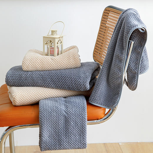 皇冠皇冠酷颜 （菠萝格毛浴巾组合）T3453丝雾棕 商品图1