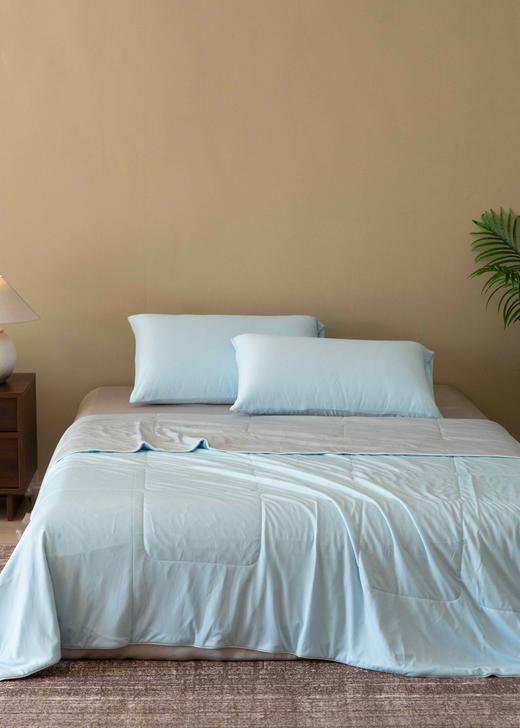 【凉感凉被】SCHIESSER舒雅生活撞色凉感凉被-蓝灰/粉灰 面料：100%锦纶 填充：100%聚酯纤维'12060025010105/06/08 商品图0