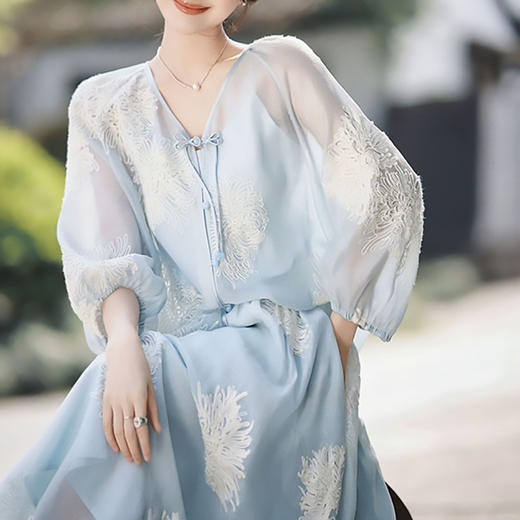 ORIGNAL&CO新中式风三件套系列 ，不挑身材，上身温柔中又悄然释放着古典美【预售3-5天内发货】 商品图1