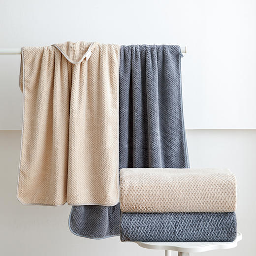 皇冠皇冠酷颜 （菠萝格毛浴巾组合）T3453丝雾棕 商品图0