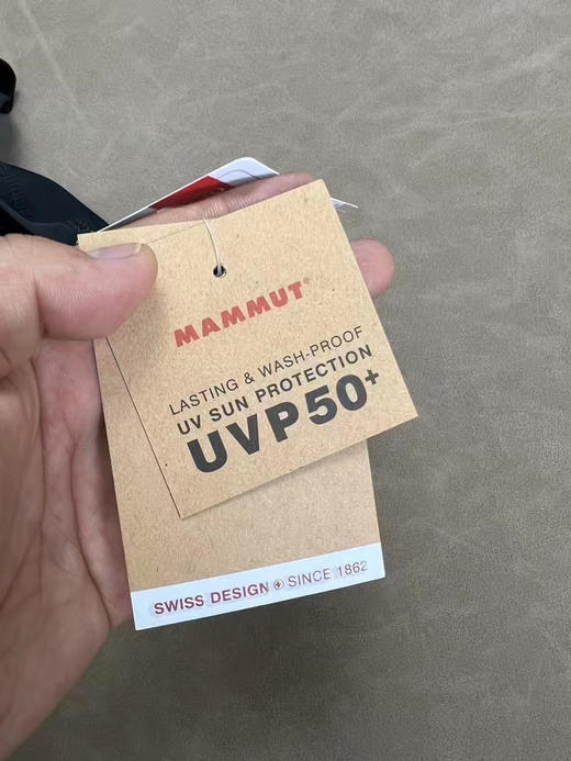 新款正品Mammut猛犸象Selun FL透气弹力速干舒适短袖T恤，黑白两色，尺码M～2XL 商品图11