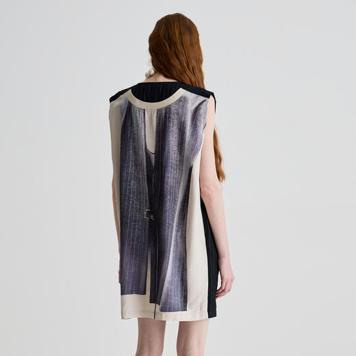 谜底连衣裙无袖2025夏季新品通勤光泽条纹拼接宽松短裙252ML0643 商品图2