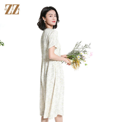 佐尔美夏季新款时尚气质碎花桑蚕丝短袖连衣裙女M42LS91 商品图4