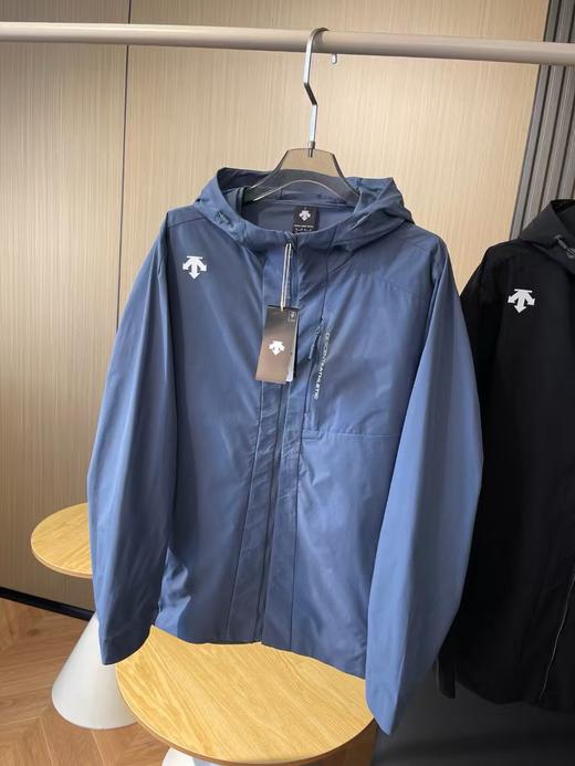 点此购买 迪桑特夏季男款UPF100+防晒凉感户外追光防晒衣 37 317709 商品图1