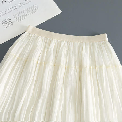 MYX-YGLR-A61-L垂坠感修身百褶大摆裙松紧腰休闲长裙2025夏季新款洋气简约半身裙 商品图3