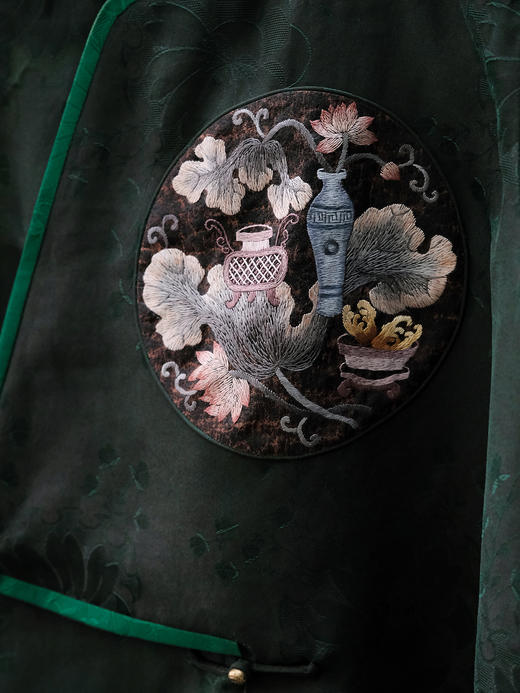 盛唐牡丹 |真丝香云纱手绣偏襟马甲 商品图5