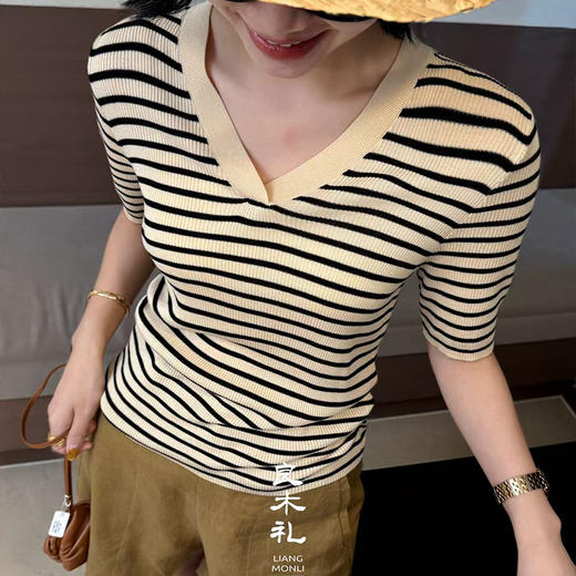 【预售7天】良木礼莱赛尔上衣(541909) 商品图0