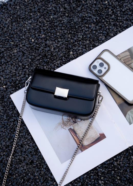 【预售3天】2025新款高级感小众设计小方包斜挎单肩时尚通勤手提包YWW8828 商品图5