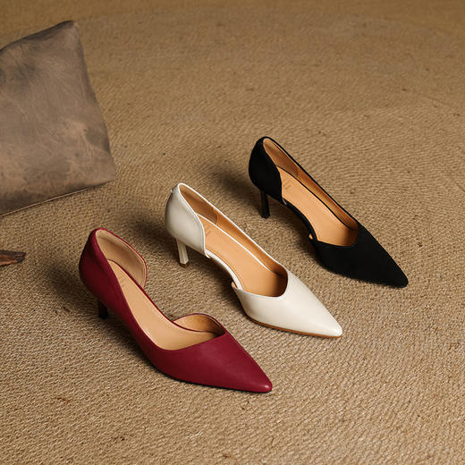 【预售5天】头层牛皮~极简柔软侧空细跟浅口单鞋女新款尖头高跟鞋真皮HB&2240 商品图3