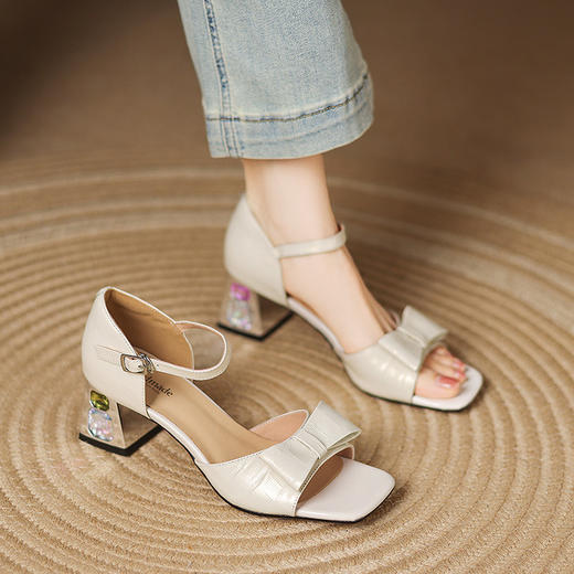 【预售5天】真皮蝴蝶结一字带凉鞋女夏外穿女款夏季新款女鞋包后跟高跟鞋LD&7367 商品图4