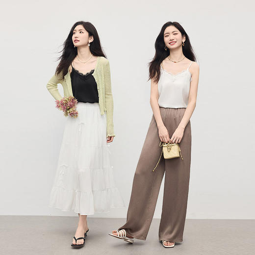 【专属特价】熙世界法式蕾丝花边V领小吊带女夏季无袖内搭背心上衣2025年新款 商品图1