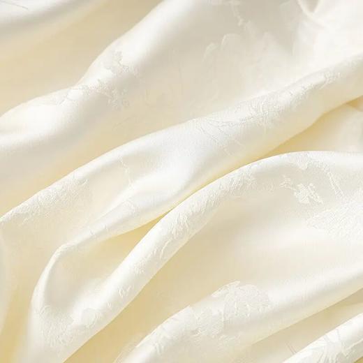 「高货wl」全新升级【铂金会员358/天猫479/差价121】(00038)洛诗琳新中式浮雕提花连衣裙2025夏季复古国风改良显瘦裙子00038 商品图3