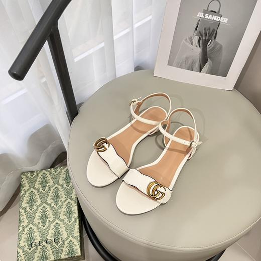 点此购买 古驰春季女士经典平底凉鞋 dx 317777 商品图4