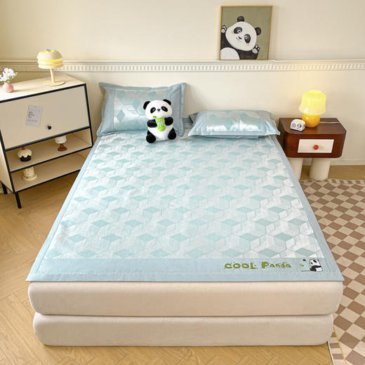 悠梦嘉居800D小熊刺绣抗菌凉席 商品图0