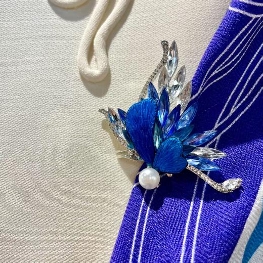 蝴蝶双面绣胸针 商品图0