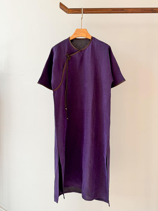 新款中式长款斜襟复古花扣龟裂纹香云纱连衣裙B20490珺 。 商品图8