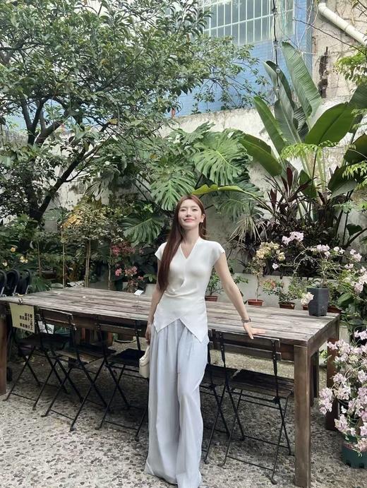 【老钱风亚麻阔腿裤】精选高支亚麻 拖地长度+流畅A型廓形，遮肉又显瘦 商品图4