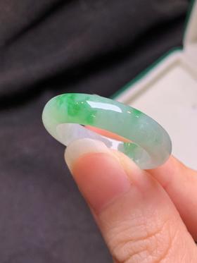 23圈口翡翠指环