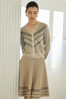 4F卡利亚里V领提花开衫