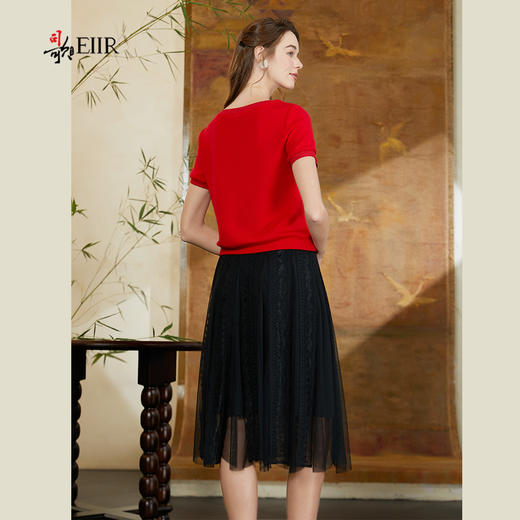 司歌针织弹力绣花圆领T恤短袖女宽松F911058Y 商品图3