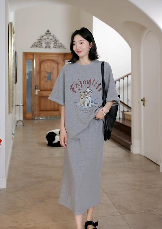 小狗印花休闲宽松显瘦短袖T恤＋松紧腰半身裙一套 商品图4