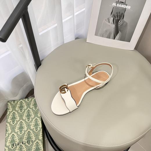 点此购买 古驰春季女士经典平底凉鞋 dx 317777 商品图10