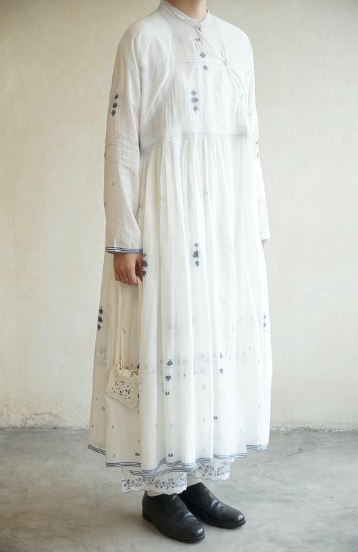 MAKU textiles｜丝棉​​叠盖襟片刺绣连衣裙 商品图11