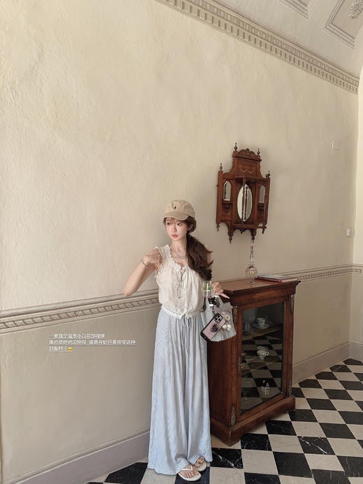 金蘑菇菇 美第奇/蓝白重工刺绣法式泡泡袖上衣 商品图10