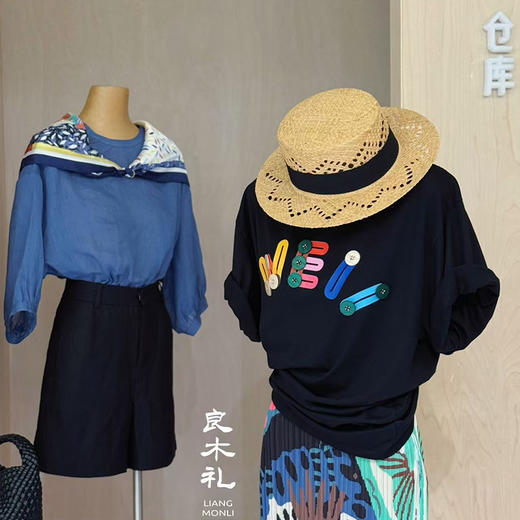 【特价不退不换】【不换不退】良木礼纽扣字母短T（11703） 商品图1