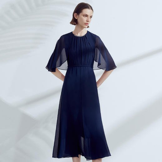 EITIE爱特爱夏季新款时尚洋气网纱拼接收腰压褶连衣裙7807559 商品图3