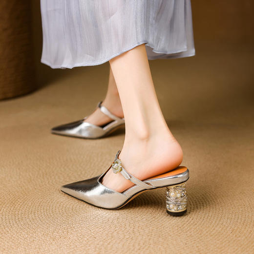 【预售5天】银色包头半拖鞋女春夏外穿一字带高跟凉拖女尖头穆勒鞋XME&898-377 商品图5