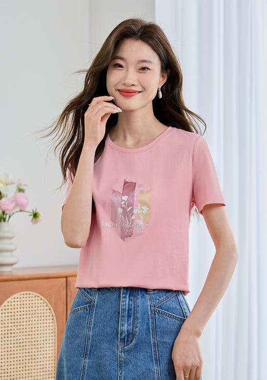 【专属特价】熙世界白色t恤女短袖2025春夏新款艺术感印花圆领体恤衫显瘦上衣 商品图2