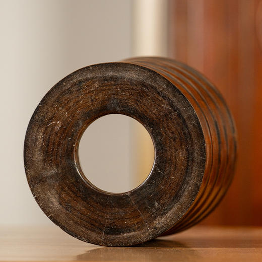 清	黄花梨竹节工笔筒 商品图4