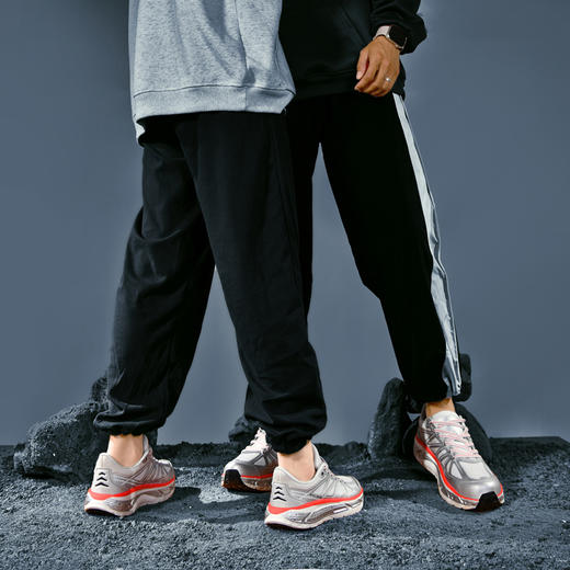 德国品牌ONKE欧克 科技跑鞋 轻盈透气 复古休闲 GM70极狐 男女同款 商品图3