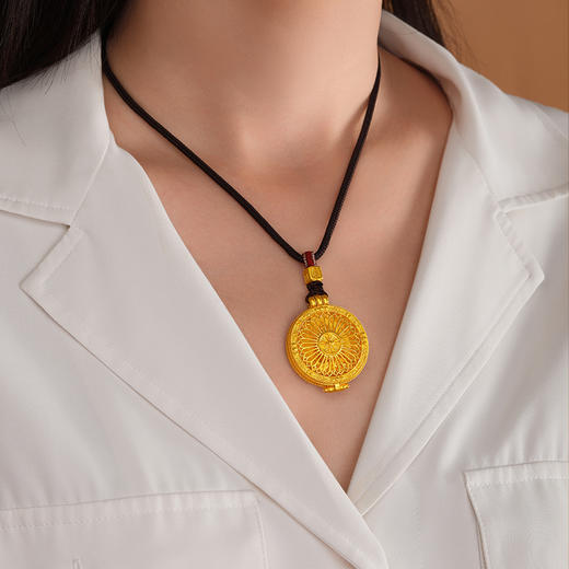 宫匠造办 净心佛黄金吊坠 商品图5