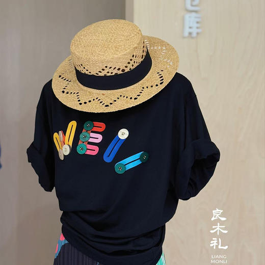 【特价不退不换】【不换不退】良木礼纽扣字母短T（11703） 商品图3
