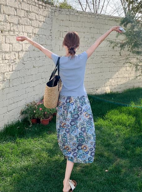 韩系短袖针织t恤衫套装裙，绝美碎花半身裙两件套YLN1337-1 商品图2