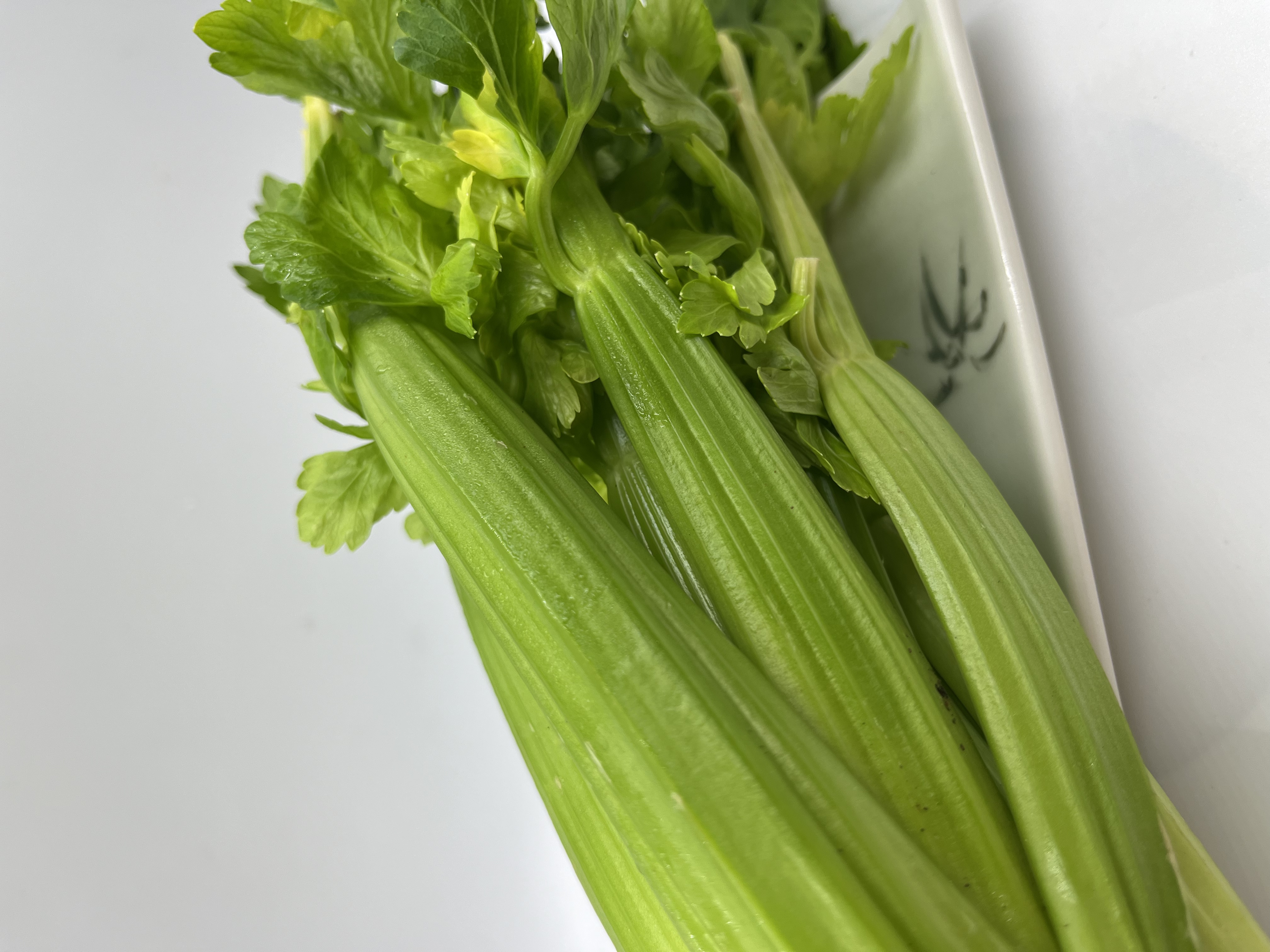 朴愿甄选   水果青芹 250克