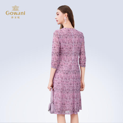 乔万尼2025夏季新品V领艺术印花轻盈收腰连衣裙ED2E409 商品图4