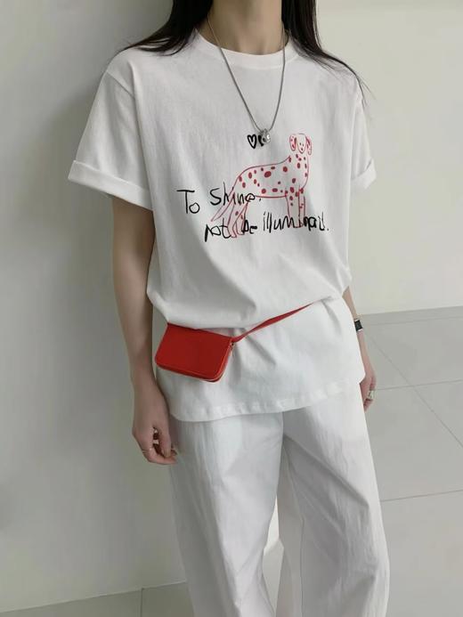 老米优品🎈 3-5天! 出口韩国🔺去发光，而不是被照亮！《桃心斑点狗🐕短袖tee》宽松慵懒，显瘦百搭！！T250509B  下架 商品图4