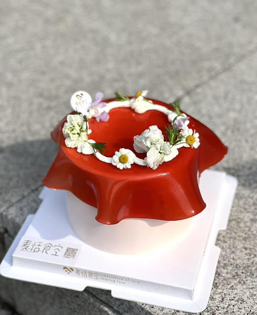 草莓瀑布蛋糕 商品图0