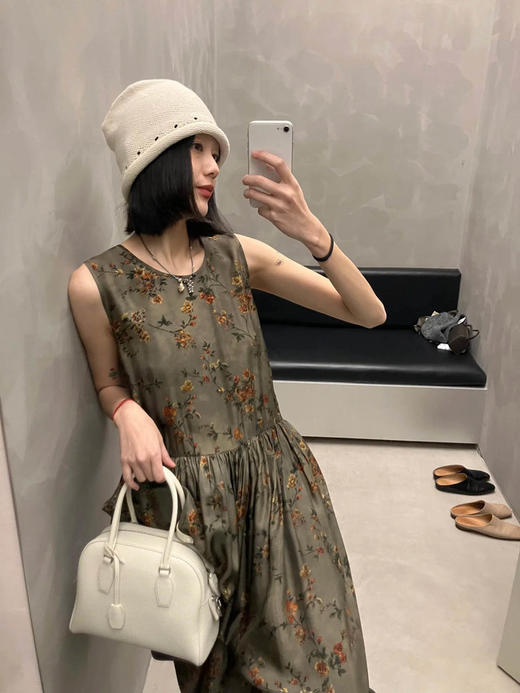 【高品质私服】【UW铜氨丝复古小碎花背心连衣裙】奢雅触感，亲肤悦己，释放随性洒脱之美G1287【无标出货 介意慎拍】CC 商品图6